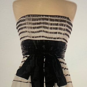 BCBG STRAPLESS DRESS SIZE 6 LIKE NEW